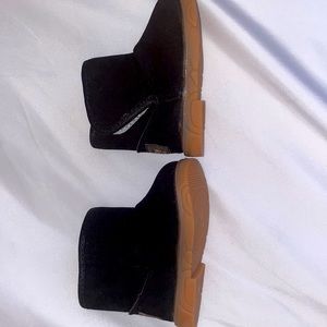 Never worn Comfy Kids Boots. Euro size 21. US 5